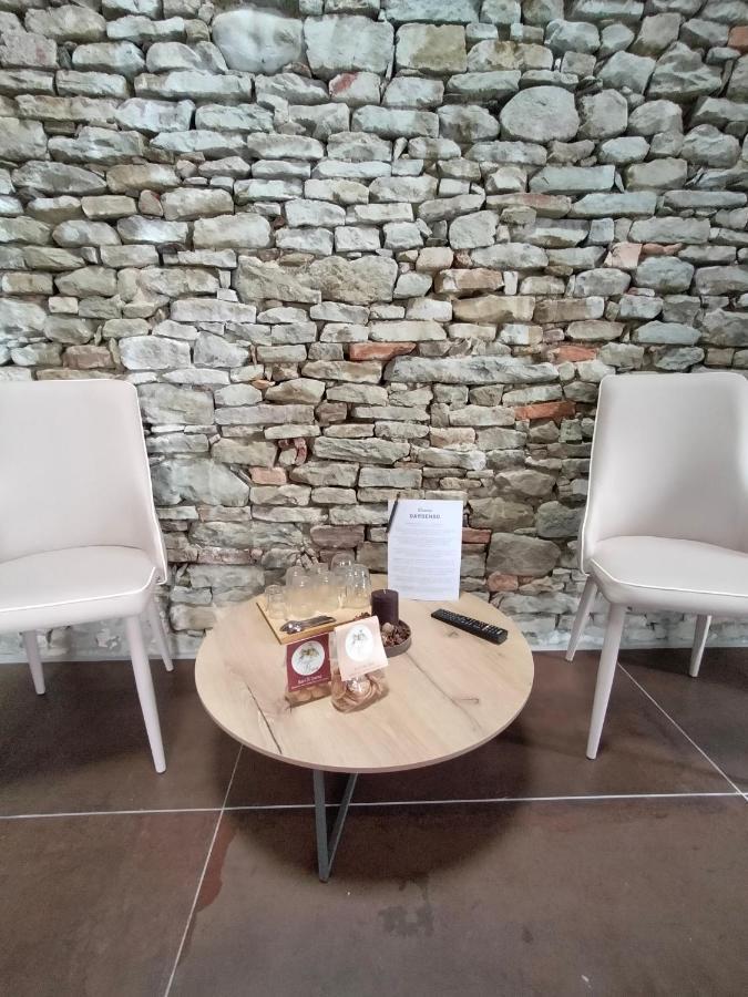 Dimora Darsenso Hotel Albaretto della Torre Luaran gambar